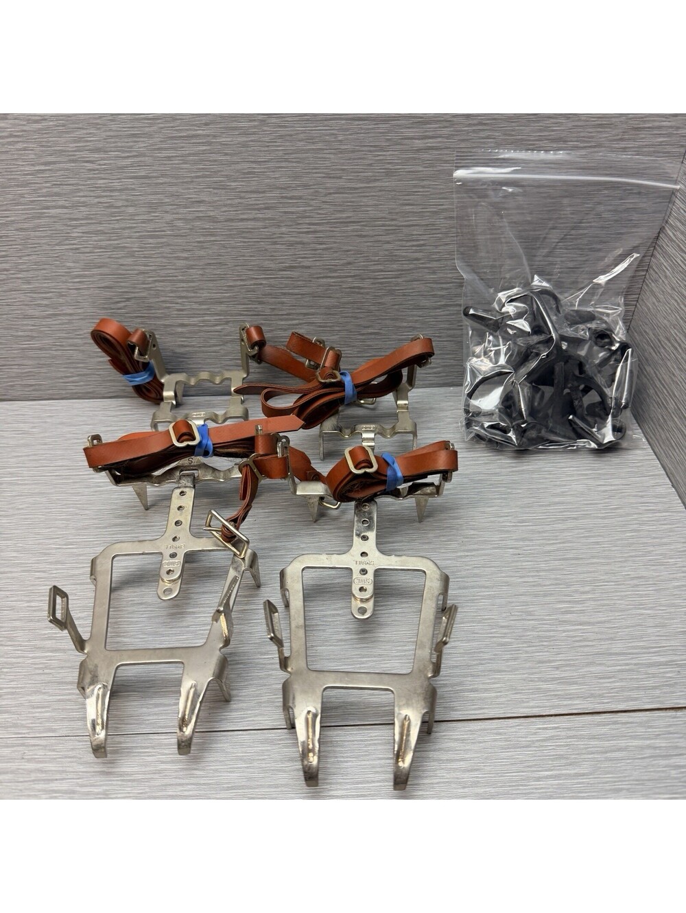 Vintage SMC Crampons 12 Point Ice Climbing Spikes Size Small S